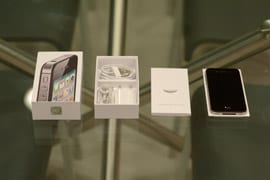 Apple iPhone 4S recenzia