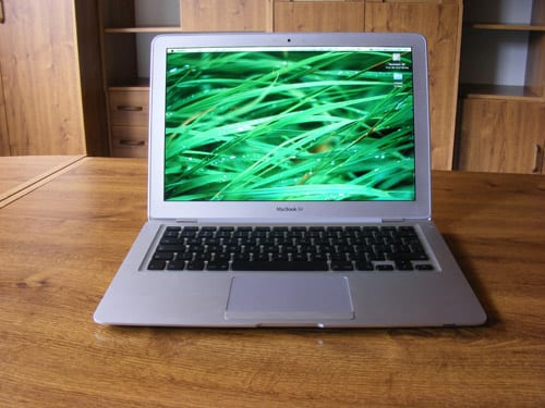 MacBook Air displej