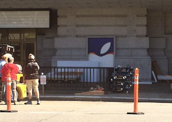 apple-event-sep15-vyzdoba3