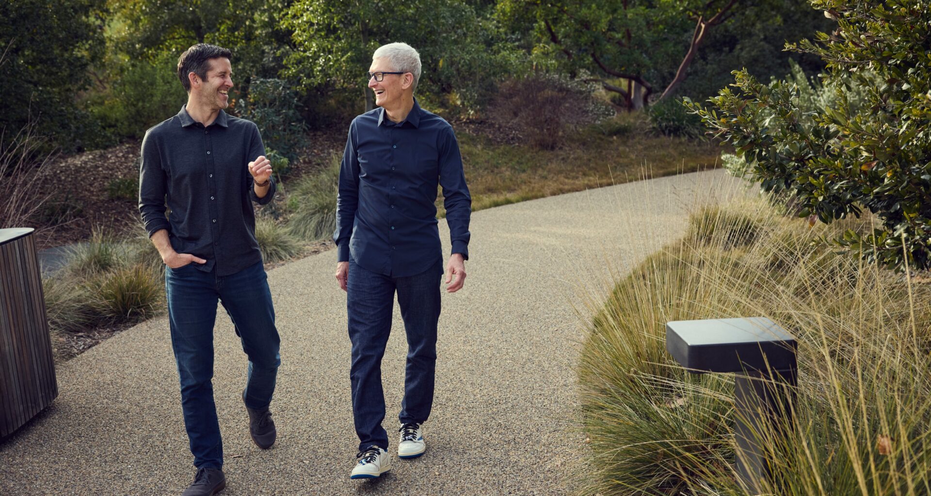 Apple John Ternus Tim Cook