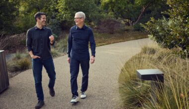 Apple John Ternus Tim Cook